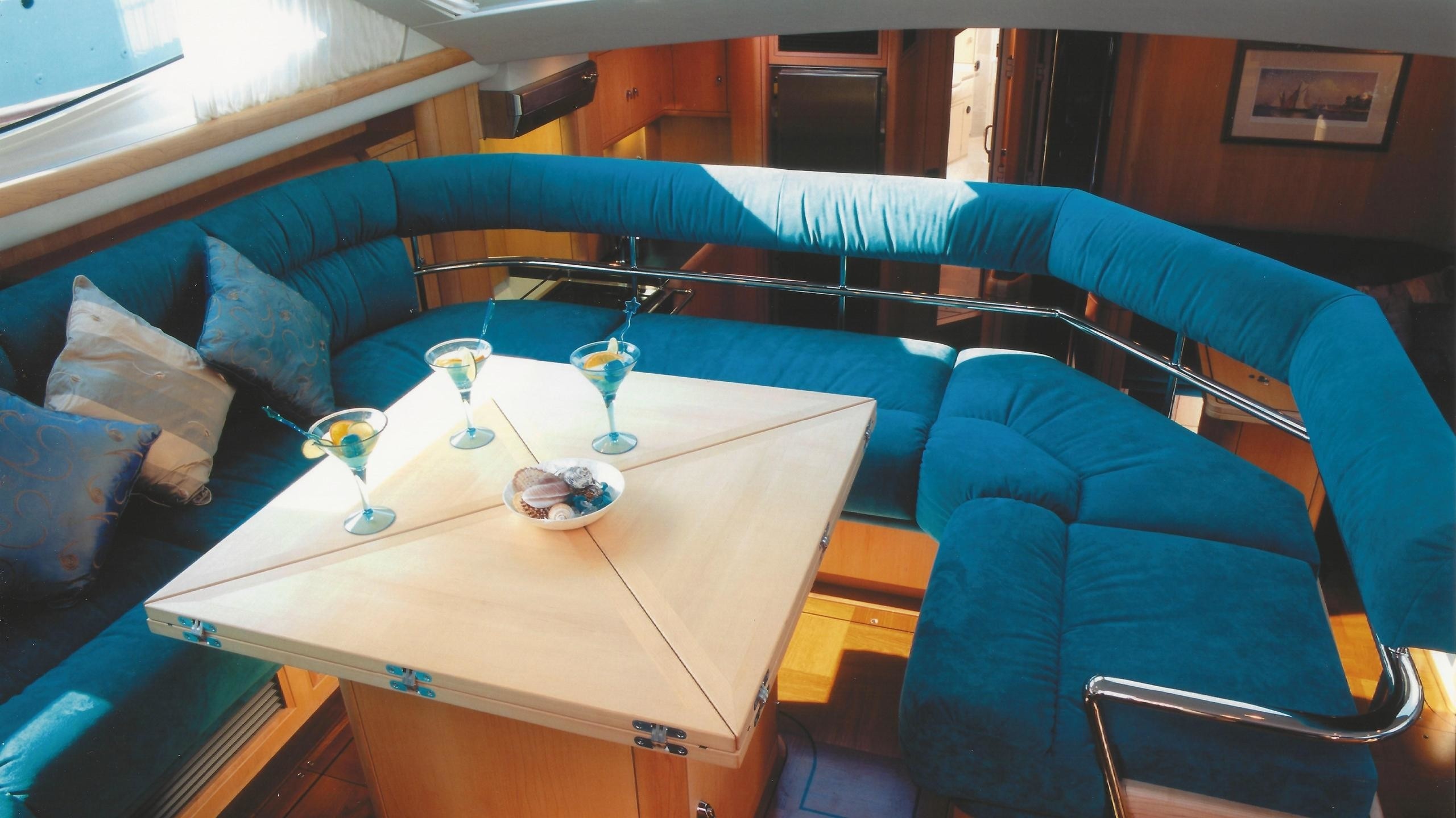 Majestic Oyster 82 Sailing Yacht ZIG ZAG places second in class at 2016